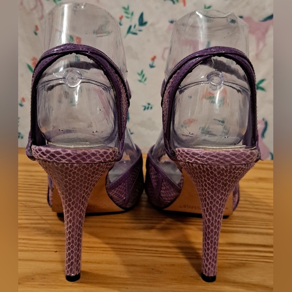 Y2K White House Black Market Purple Snake Leather Peep Toe Heel Pump Shoe SZ 6M - Picture 5 of 9